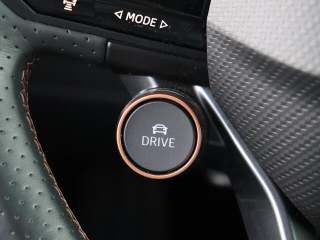 Cupra Born Adrenaline 62 kWh 231pk E-Boost | Achteruitrijcamera | Adaptieve Cruise Control | Stuurverwarming | Apple Carplay / Android Auto