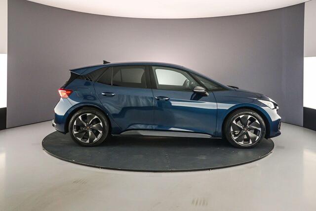 Cupra Born Adrenaline 230pk Automaat Adaptive cruise control, Achteruitrijcamera, Navigatie, Stoelverwarming, LED koplampen, Parkeersensoren, App connect