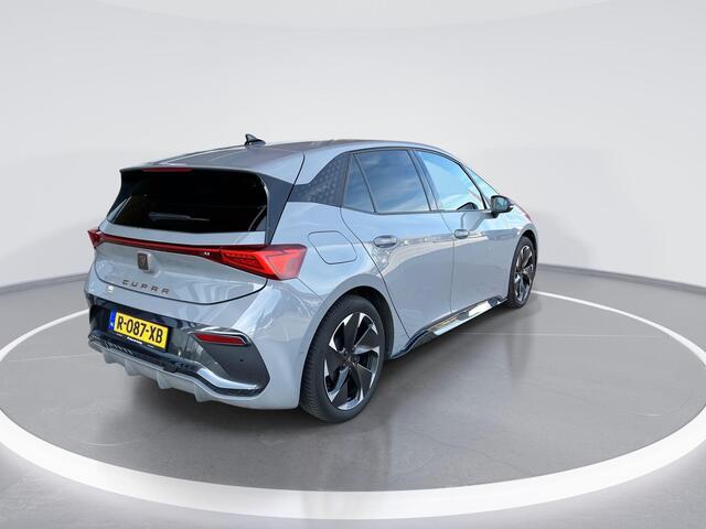 Cupra Born Adrenaline 62 kWh 230pk · Camera · Beats Audio · Keyless · Apple/Android Car Play · Parkeerassistent · Stoelverwarming · Sfeerverlichting · Voorklimatisering ·
