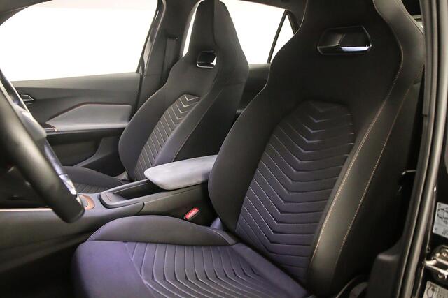 Cupra Born Business 204pk Automaat Adaptive cruise control, Navigatie, Achteruitrijcamera, Stuurwiel verwarmd, Parkeersensoren, App connect, LED koplampen
