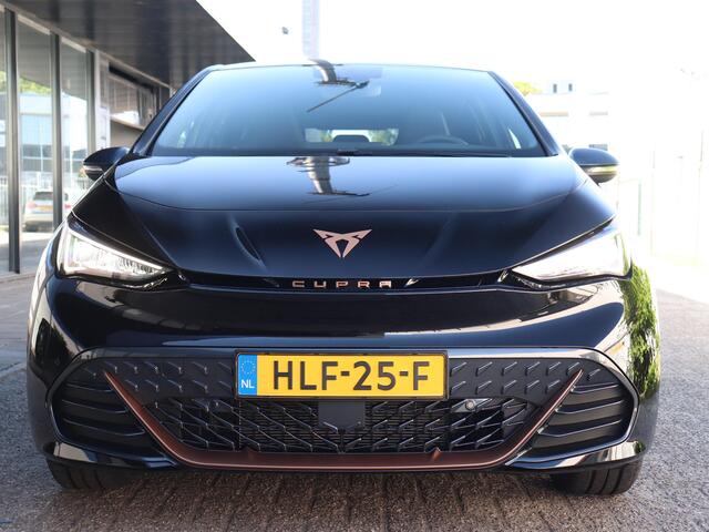 Cupra Born Business Limited 231PK 63 kWh | Achteruitrijcamera | Adaptieve Cruise Control | Stoel- & Stuurverwarming | Apple Carplay / Android Auto |