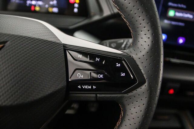 Cupra Born Impulse 204pk Automaat Parkeersensoren, App connect, Stuurwiel verwarmd, LED koplampen, Airco, DAB, Radio, Bluetooth