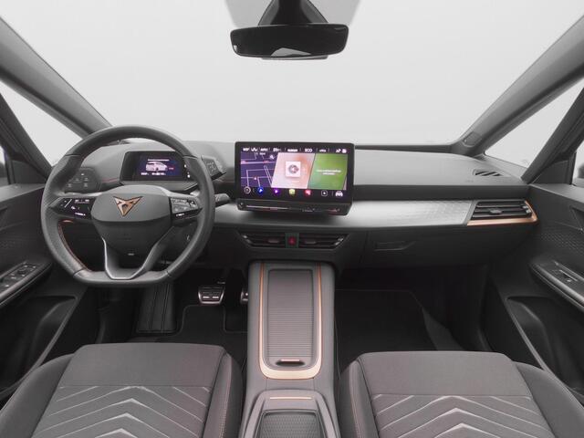 Cupra Born Adrenaline 62 kWh 204 pk | Panoramadak | Snelladen tot 120 kW | Sportonderstel | Standkachel | Achteruitrijcamera | BEATS Audio | 19 inch