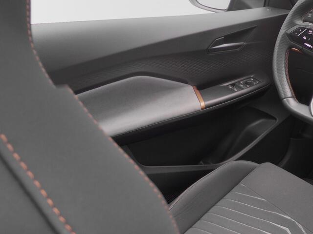 Cupra Born Adrenaline 62 kWh 204 pk | Panoramadak | Snelladen tot 120 kW | Sportonderstel | Standkachel | Achteruitrijcamera | BEATS Audio | 19 inch