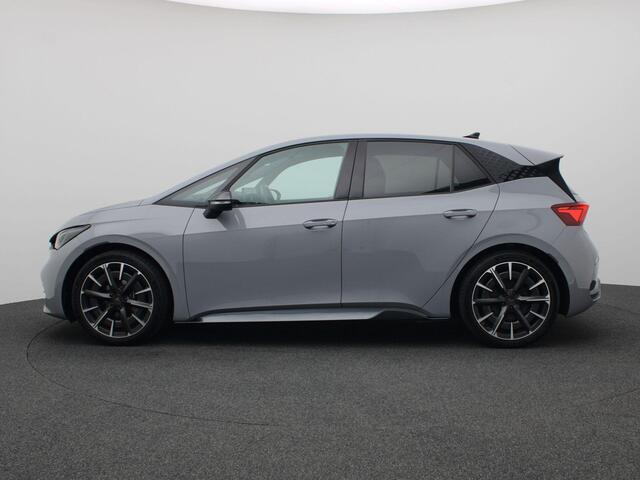 Cupra Born Performance 62 kWh 231PK Achteruitrijcamera, BeatsAudio, stuur/stoelverwarming, side assist, DCC, keyless, alarm, 20'' lichtmetaal