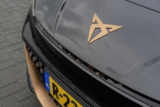 Cupra Born Business Plus 62 kWh | LED | Camera | CarPlay | Navigatie | iClimate | Cruise