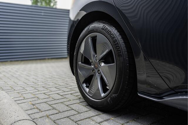 Cupra Born Business Plus 62 kWh | LED | Camera | CarPlay | Navigatie | iClimate | Cruise