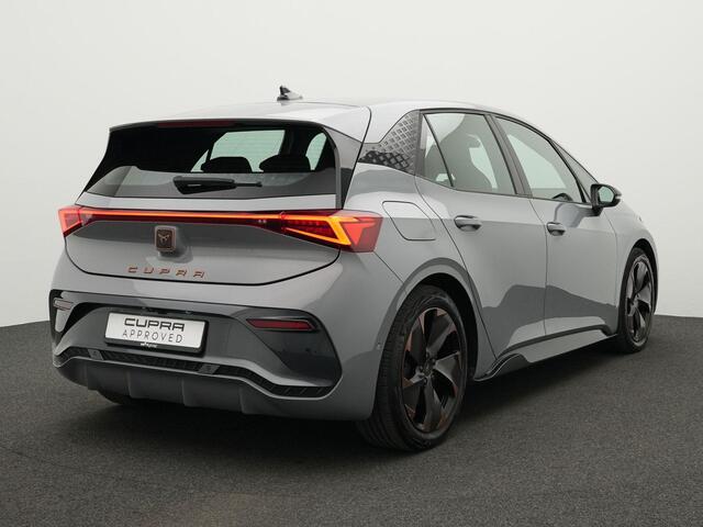 Cupra Born 77 kWh 231 pk eBoost Business | Warmtepomp | Stuur-/stoelverwarming | Achteruitrijcamera | Navigatie | Adaptive Cruise