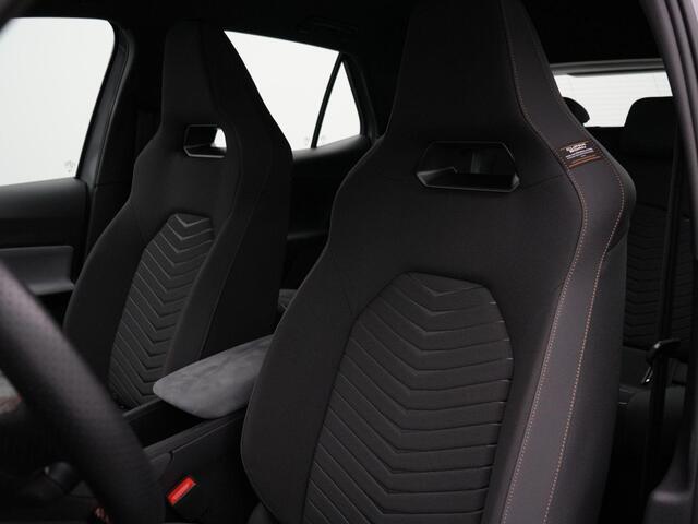 Cupra Born 77 kWh 231 pk eBoost Business | Warmtepomp | Stuur-/stoelverwarming | Achteruitrijcamera | Navigatie | Adaptive Cruise