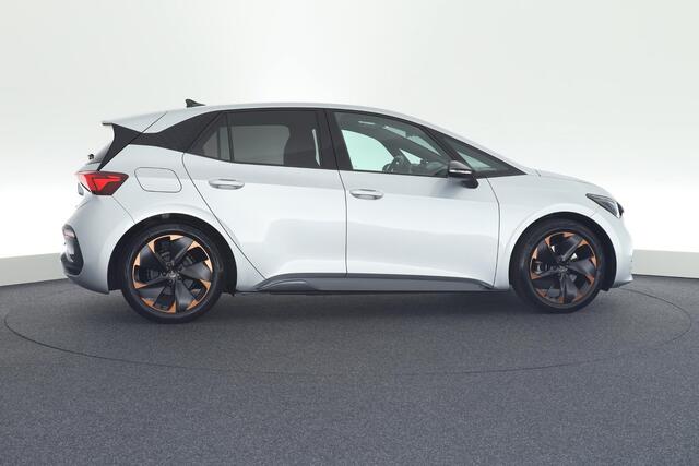 Cupra Born 204pk Performance One 62 kWh Camera ACC Navigatie DCC Memory Keyless Carplay