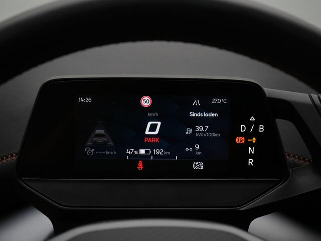 Cupra Born Performance 82 kWh 231 pk | Achteruitrijcamera | Navigatie | Adaptive Cruise | Stuurwiel verwarmd
