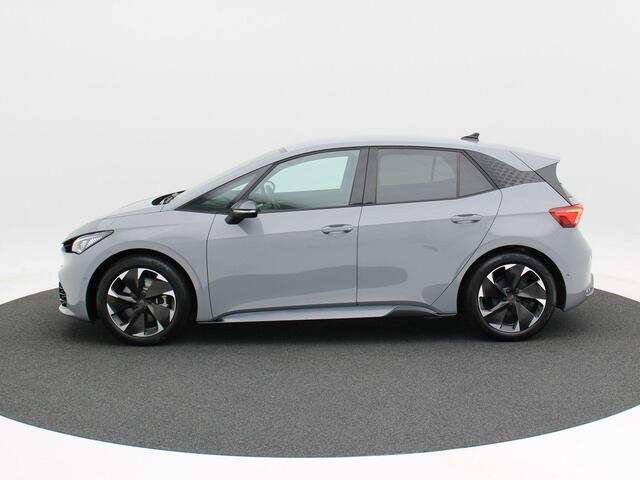 Cupra Born Adrenaline 62 kWh 231 Pk | Adaptive Cruise | Full LED | Camera | Stoel Verwarming | Carplay | Beats Audio | 19 Inch | 2.732 Km!!