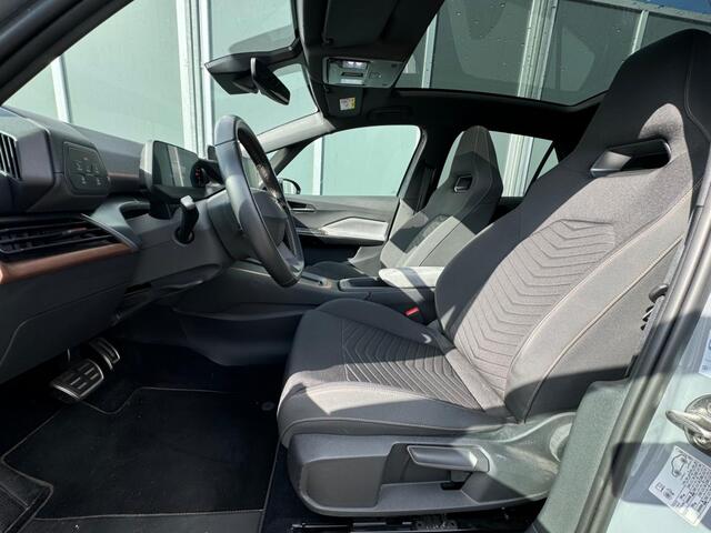 Cupra Born Performance 62kWh 204pk | Pano | Head-Up | 360 Camera