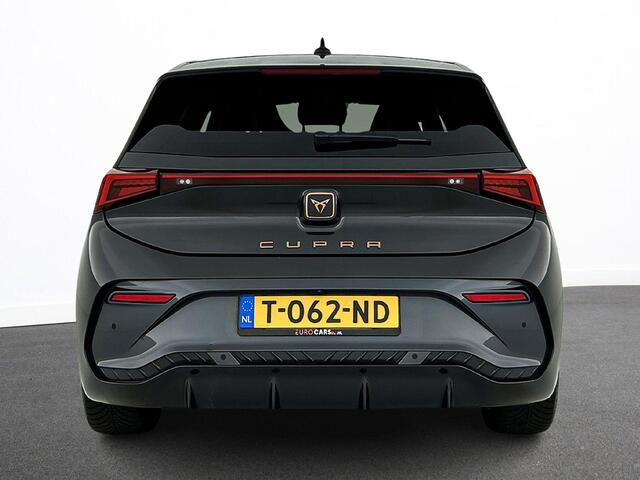 Cupra Born Business 62 kWh Airco ECC Navi Carplay Adaptive Cruise Control Ambient Light PDC VA + Camera