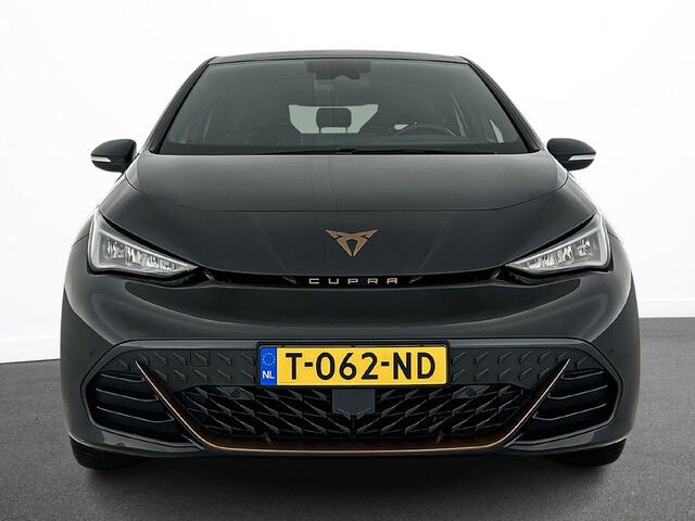 Cupra Born Business 62 kWh Airco ECC Navi Carplay Adaptive Cruise Control Ambient Light PDC VA + Camera
