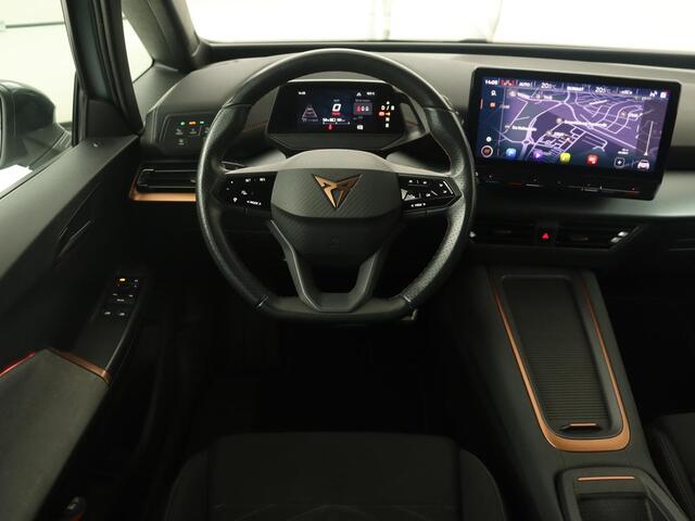 Cupra Born Business 62 kWh | Stoel & stuurverwarming | Camera | Adaptive cruise | Carplay | Navigatie | Sportstoelen | Parkeerhulp