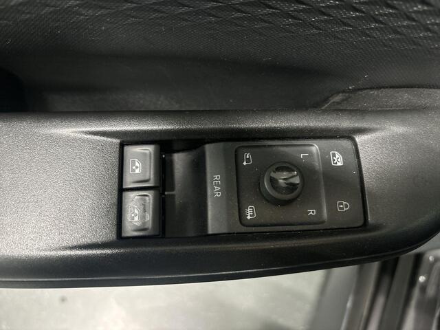 Cupra Born Adrenaline 231pk 62 kWh · Camera · Keyless · Apple/Android Car Play · Navigatie · Stoel & Stuurverwarming · 19'' Inch · Garantie t/m 05-12-2028 of 100.000km