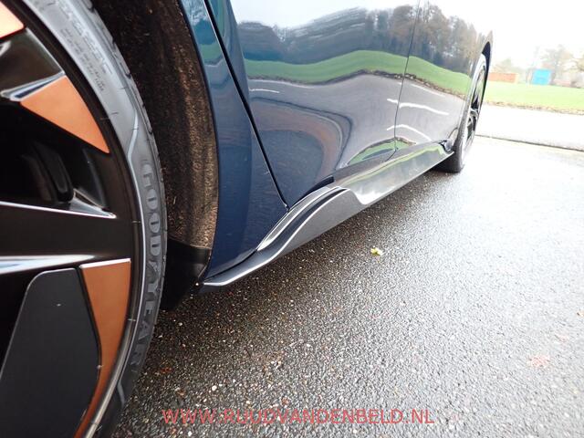 Cupra Born Copper Edition One 62 kWh PANODAK/CAMERA/STOEL EN STUUR VERWARMING