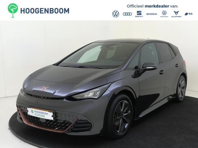Cupra Born Business 62 kWh | Achteruitrijcamera | Adaptieve cruise control | Voorklimatisering | Stuurwielverwarming | CarPlay | Navigatie |