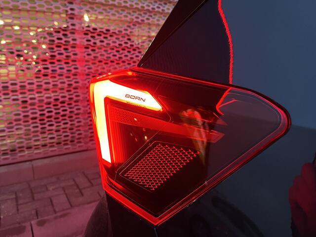 Cupra Born Impulse 62 kWh Sfeerverlichting / parkeersensoren rondom