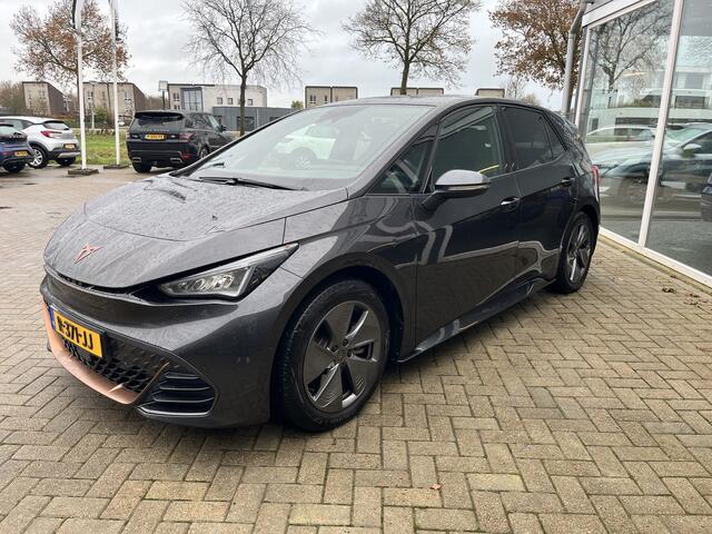 Cupra Born Business Plus 62 kWh / Camera / carplay / Led / Stuurverwarming