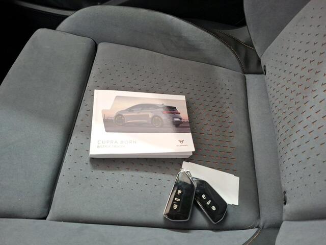 Cupra Born Copper Edition One 62 kWh / PANO/ 360 CAMERA/ PARK. SENSOREN/ HEAD-UP DISPLAY/ MASSAGE FUNCTIE/ STOELVERWARM./ LED/ NAVI/ CLIMA