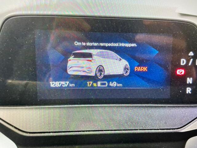 Cupra Born BWJ 2022 62 KWh Business Plus 204 PK NEIUWE BINNEN