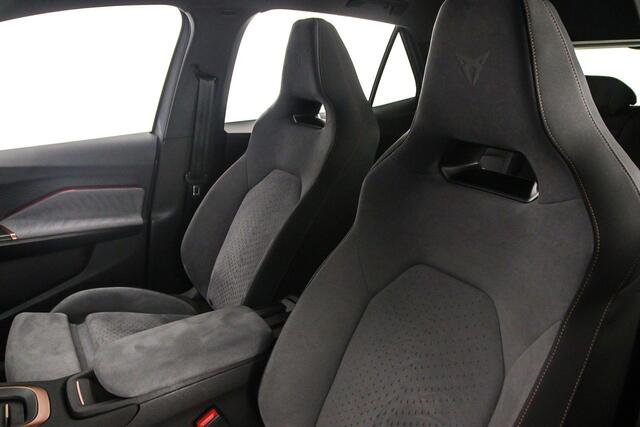 Cupra Born Performance 230pk Automaat Adaptive cruise control, Beats audio, Achteruitrijcamera, LED koplampen, Stuurwiel verwarmd, Parkeersensoren, App connect