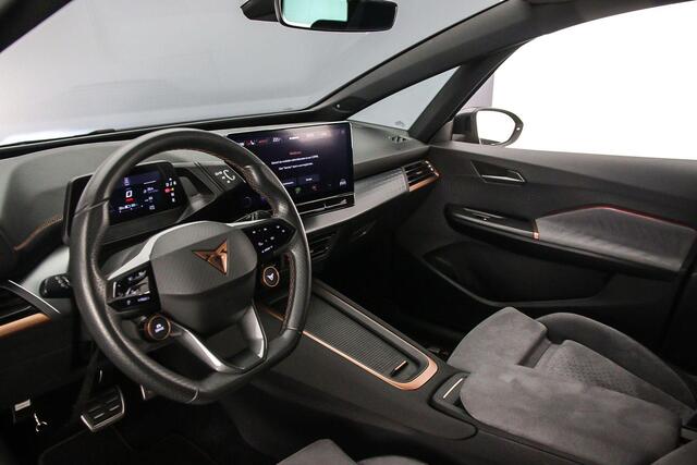 Cupra Born Performance 230pk Automaat Adaptive cruise control, Beats audio, Achteruitrijcamera, LED koplampen, Stuurwiel verwarmd, Parkeersensoren, App connect
