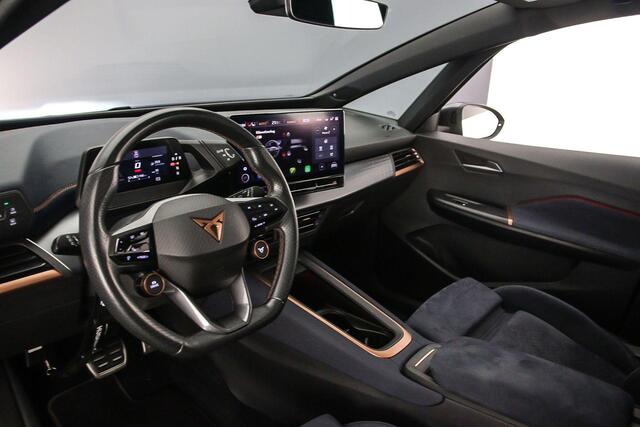 Cupra Born Copper Edition 230pk Automaat Panoramadak, Adaptive cruise control, Beats audio, Stoelverwarming, LED koplampen, Stuurwiel verwarmd, Parkeersensoren, App connect