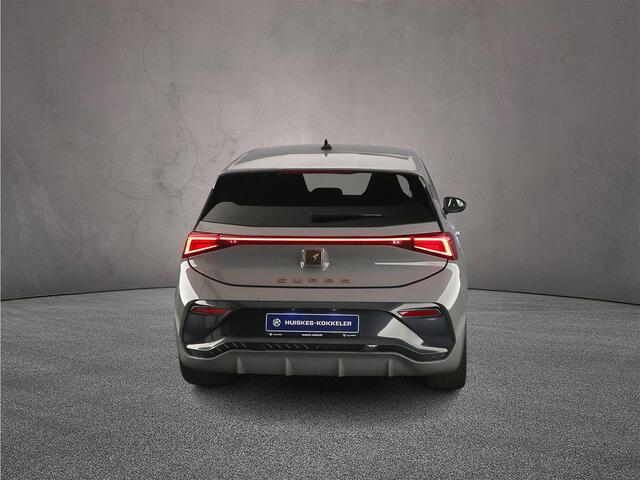 Cupra Born Performance 230pk Automaat Adaptive cruise control, Beats audio, Achteruitrijcamera, LED koplampen, Stuurwiel verwarmd, Parkeersensoren, App connect
