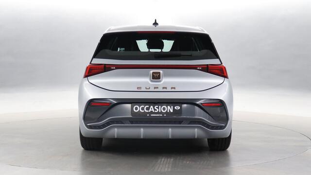 Cupra Born Business One 62 kWh / Camera / App connect / Stoelverwarming 141