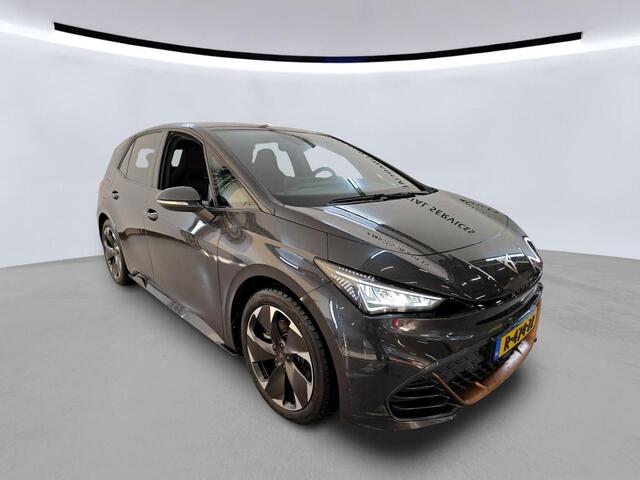 Cupra Born Essential 62 kWh / PARK. SENSOREN/ GETINT GLAS/ NAVI/ CLIMA/ 19" LMV