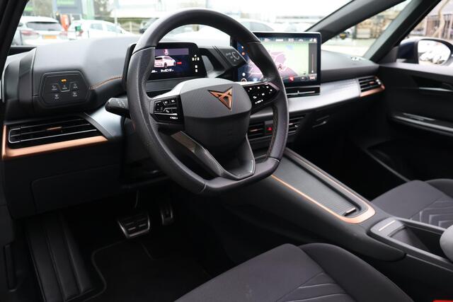 Cupra Born Business 62 kWh 2e Eigenaar | Volledig onderh | BTW | NL-Auto | Stuurverwarming | Camera | Navi | Sfeer | Carplay | Ad Cruise | DAB | Full Led | Keyless | Start/Stop | PDC
