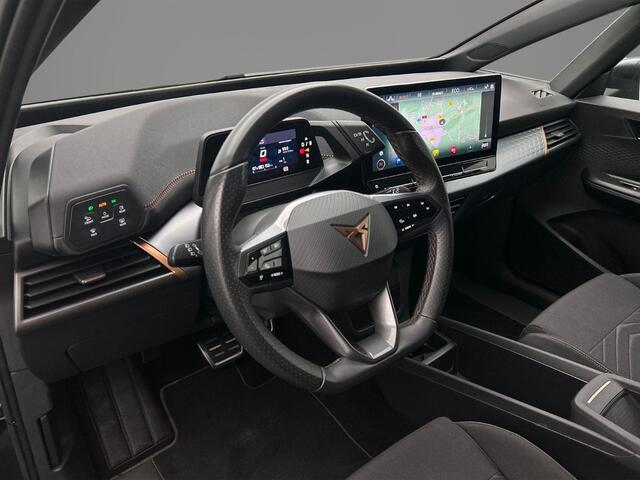 Cupra Born Business One 204pk Automaat Adaptive cruise control, Navigatie, Stuurwiel verwarmd, LED koplampen, Stoelverwarming, Achteruitrijcamera, Parkeersensoren, App connect