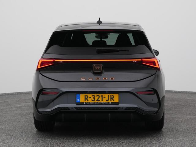 Cupra Born Business Plus 62 kWh | CAMERA | ADAPTIVE | STUURVERWARMING
