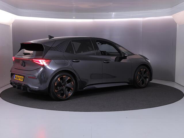 Cupra Born Adrenaline One 62 kWh 204 pk | Navigatie | Parkeersensoren | Achteruitrijcamera | Adaptieve cruise control | Stoelverwarming |