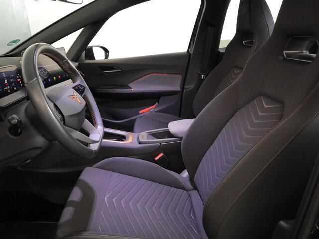 Cupra Born Adrenaline One 62 kWh 204 pk | Navigatie | Parkeersensoren | Achteruitrijcamera | Adaptieve cruise control | Stoelverwarming |