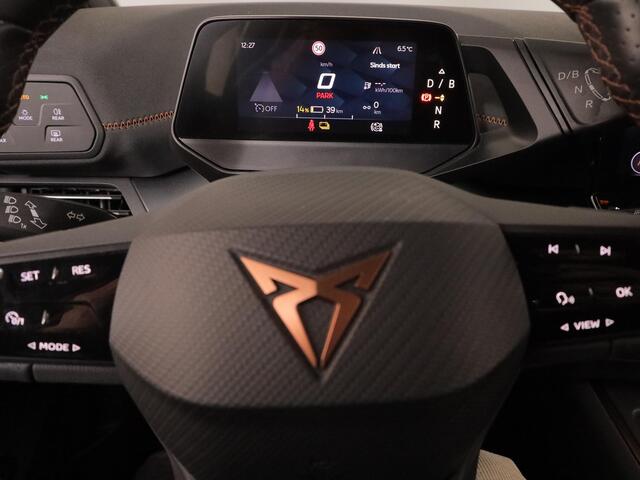 Cupra Born Adrenaline One 62 kWh 204 pk | Navigatie | Parkeersensoren | Achteruitrijcamera | Adaptieve cruise control | Stoelverwarming |