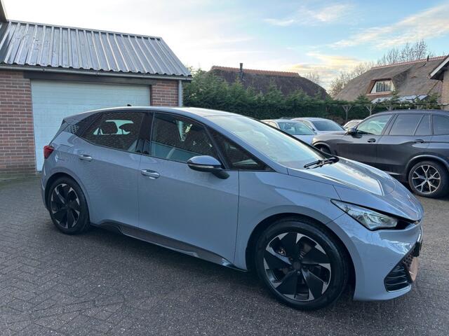 Cupra Born Business One 62 kWh ACC 19 inch.