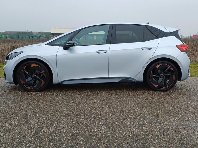 Cupra Born Copper Edition One 62 kWh /Pano/360 Camera/Carplay/