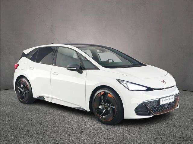 Cupra Born Copper Edition One 204pk Automaat Warmtepomp, Panoramadak, Adaptive cruise control, 360 camera, Navigatie, Achteruitrijcamera, LED koplampen, Stoelverwarming, Parkeersensoren