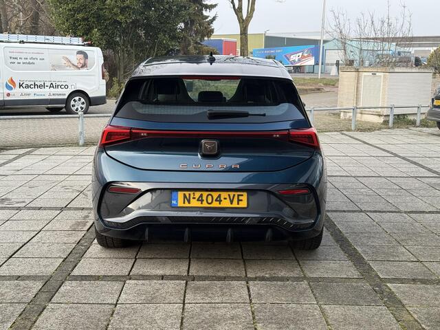 Cupra Born One 62 kWh | SOH 92% | Navi | Camera | Sfeer Verlichting |
