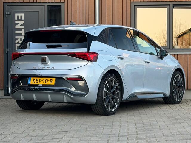 Cupra Born PERFORMANCE 82 KWH GROTE ACCU! Head-up Camera 20''