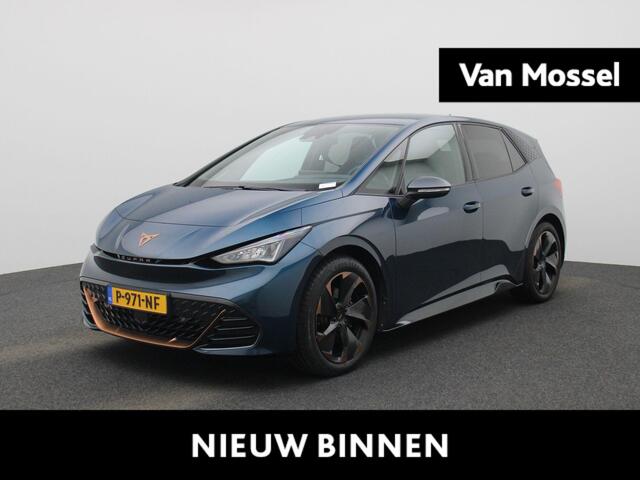 Cupra Born Performance One 62 kWh | Climate Control / ECC | Licht metalen velgen 19 inch | Cruise control Standaard | Navigatie | Elektrisch verst. stoelen | Stoelverwarming | LED koplampen | Park Distance Control voor en achter | Achteruitrijcamera |