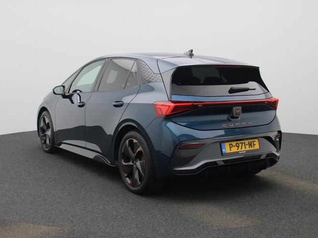Cupra Born Performance One 62 kWh | Climate Control / ECC | Licht metalen velgen 19 inch | Cruise control Standaard | Navigatie | Elektrisch verst. stoelen | Stoelverwarming | LED koplampen | Park Distance Control voor en achter | Achteruitrijcamera |