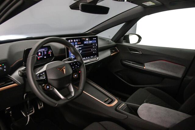 Cupra Born Business Limited 230pk Automaat Adaptive cruise control, Achteruitrijcamera, LED koplampen, Stuurwiel verwarmd, Stoelverwarming, Parkeersensoren, App connect