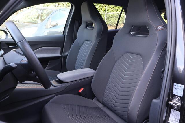 Cupra Born Copper Edition 62 kWh | Camera | Navi | Stoelverwarming | App-Connect |