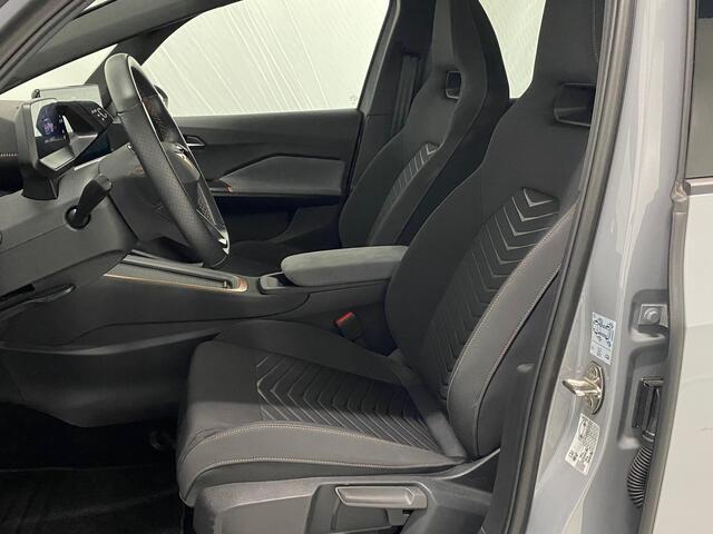 Cupra Born Edition 62 kWh 204 PK Stuurwiel Verwarmd SOH 94% Apple Carplay Navigatie full-LED koplampen 18 Inch