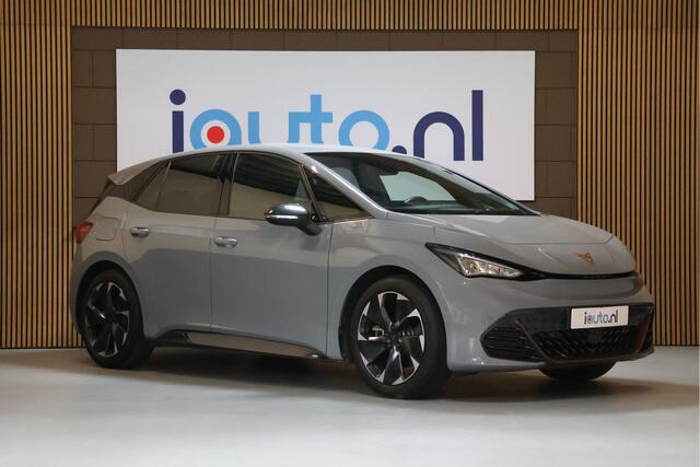 Cupra Born Adrenaline 62 kWh 231PK/LED Plus/Winterpakket/Dodehoek/Camera/Keyless/ACC/19"/